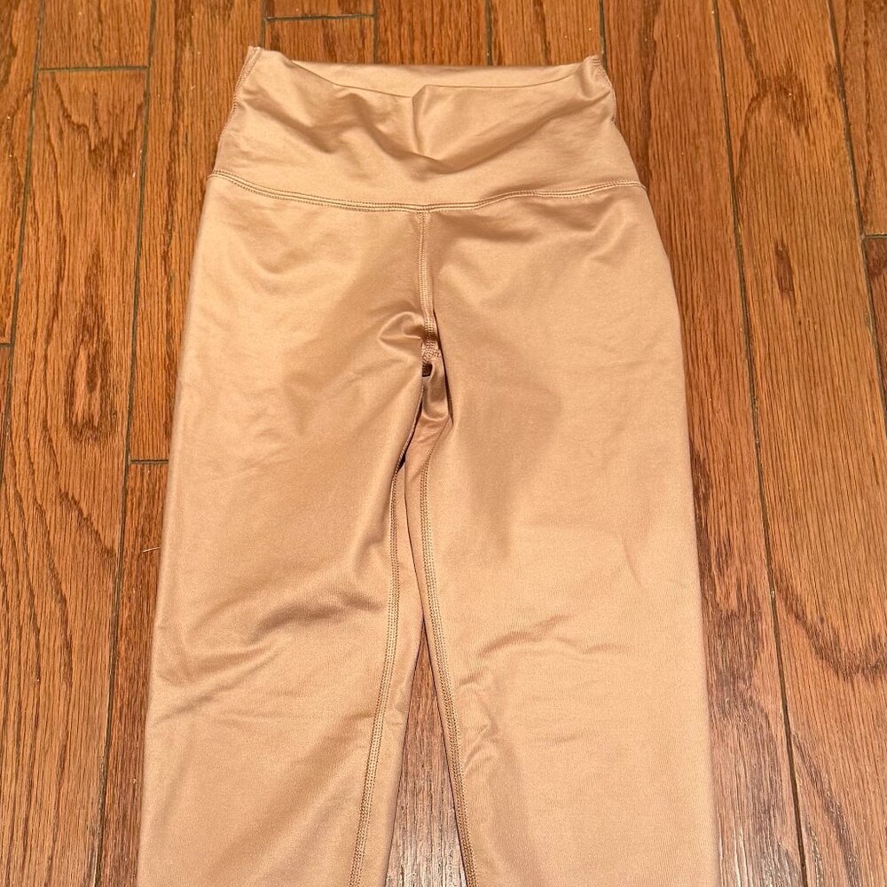 Aerie Beige Shiny Workout Leggings Size XS